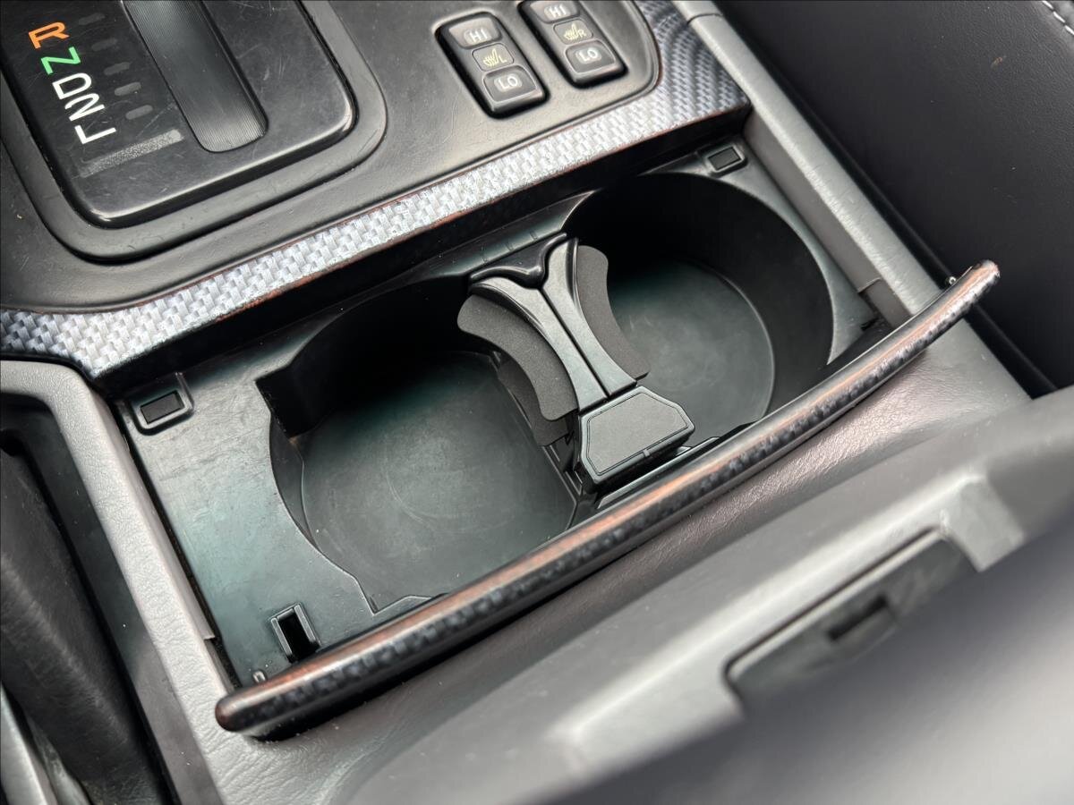 Toyota Land Cruiser SUV / Terénní 4,2 l 150 kw