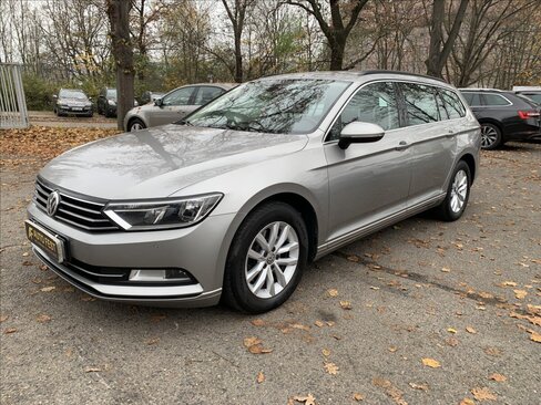 Volkswagen Passat Kombi 2,0 l 110 kw