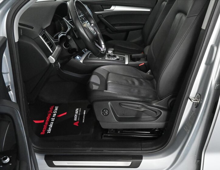 Audi Q5 SUV / Terénní 2,0 l 140 kw