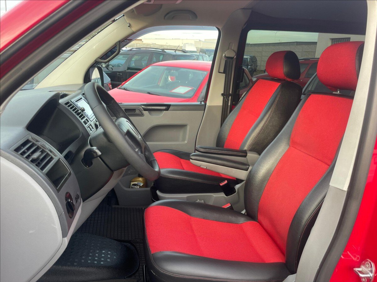 Volkswagen Transporter VAN-Minibus 2,5 l 96 kw