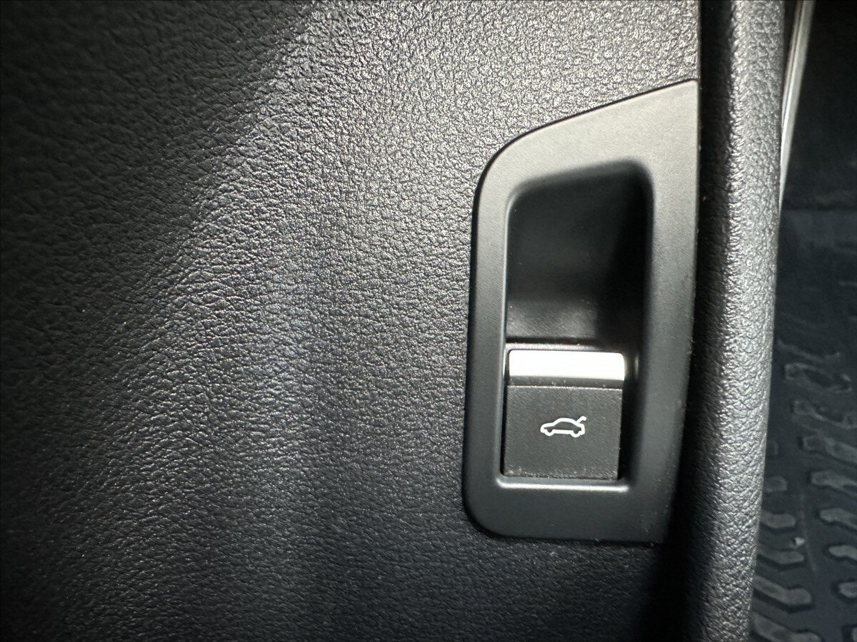 Audi SQ8 SUV / Terénní 4,0 l 320 kw