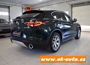 Alfa Romeo Stelvio 7