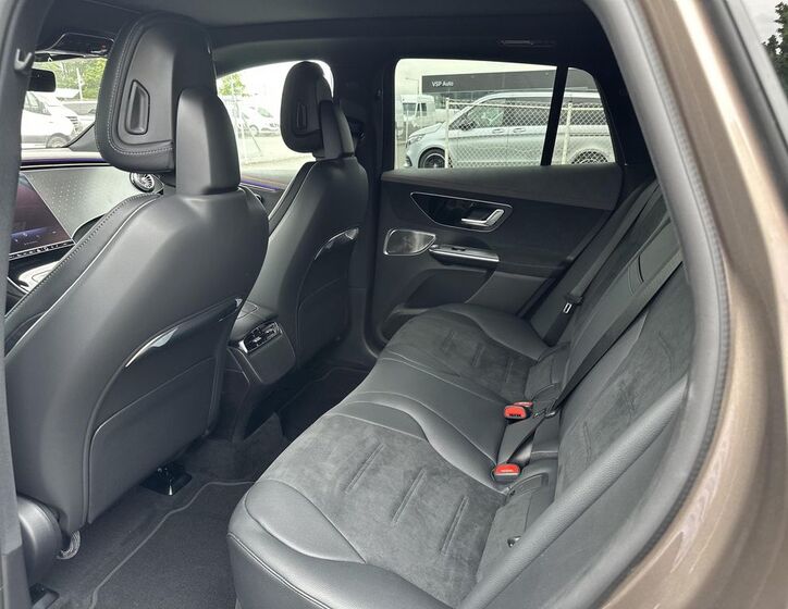 Mercedes-Benz Ostatní 14