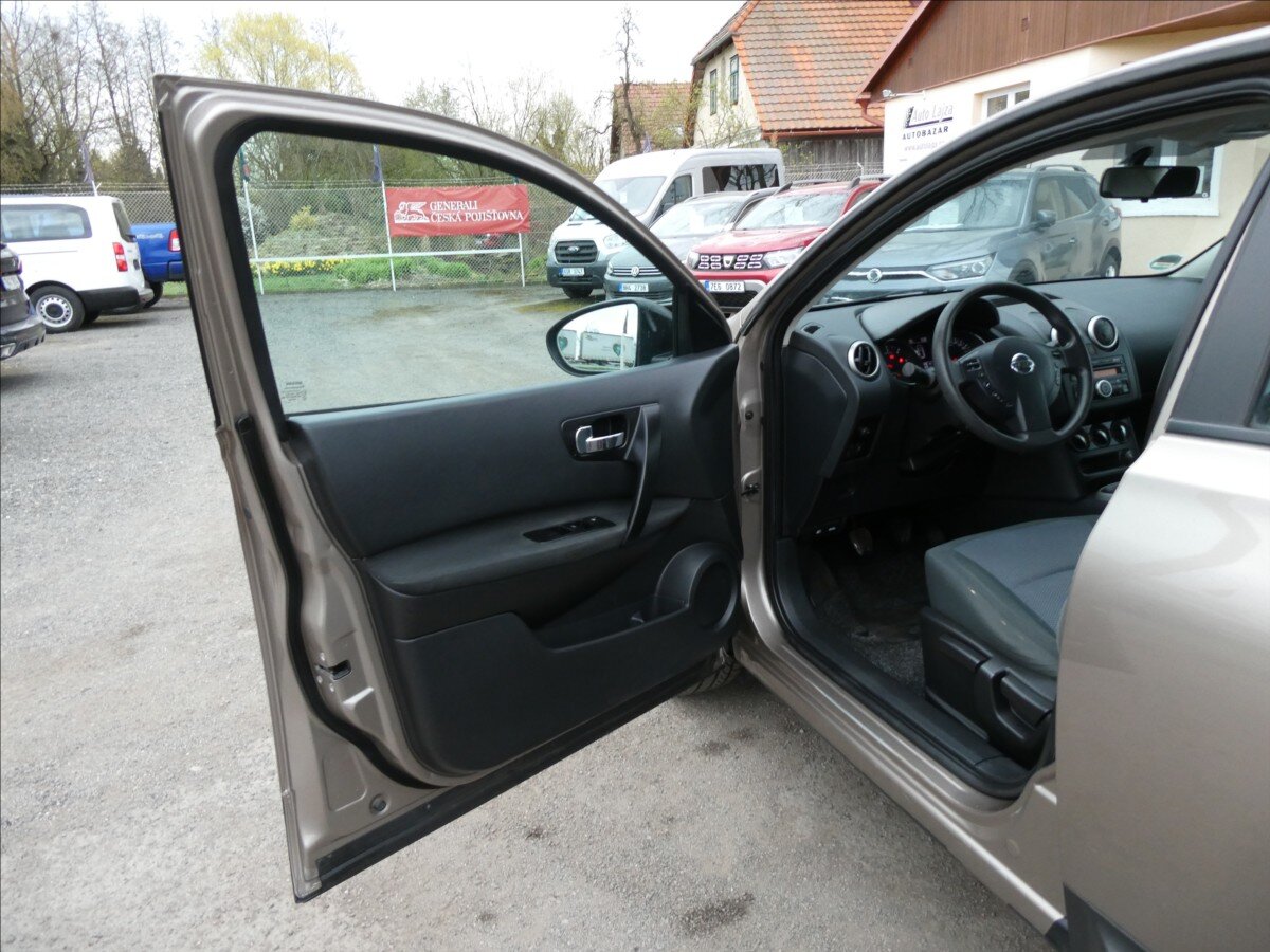 Nissan Qashqai SUV / Terénní 1,5 l 78 kw