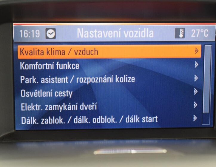 Opel Zafira MPV 2,0 l 96 kw