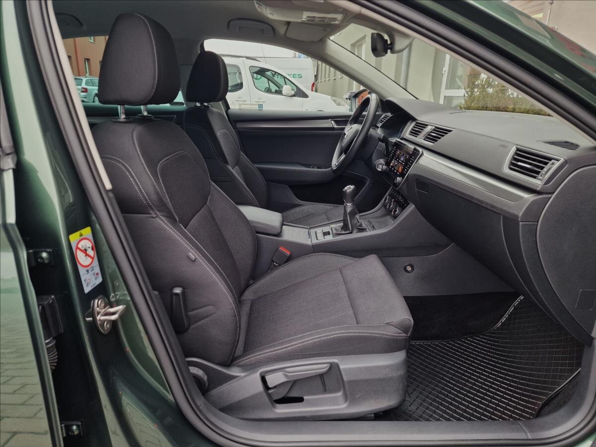 Škoda Superb Sedan 2,0 l 110 kw