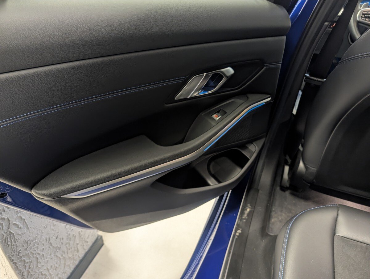 BMW Řada 3 Sedan 2,0 l 135 kw