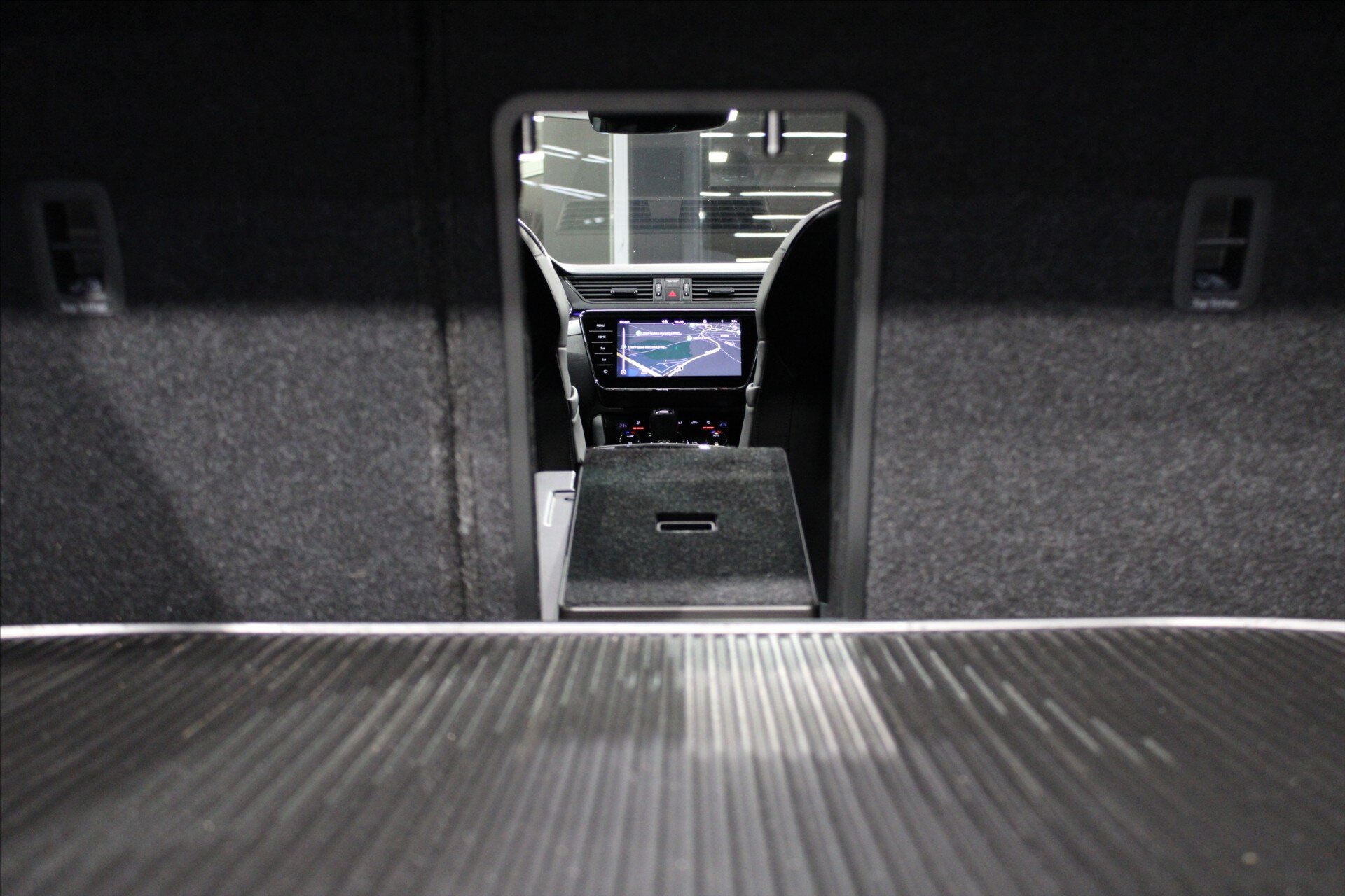 Škoda Superb Liftback 1,4 l 160 kw