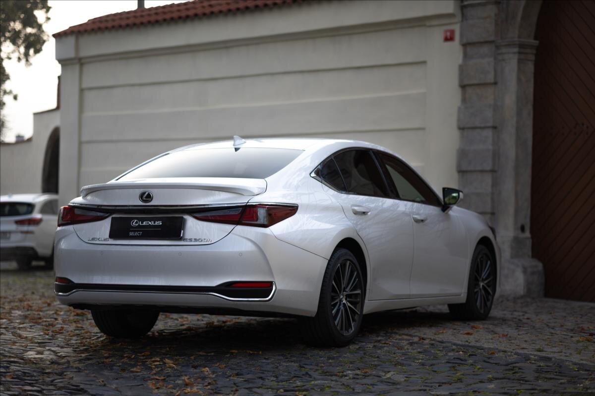 Lexus ES 300h