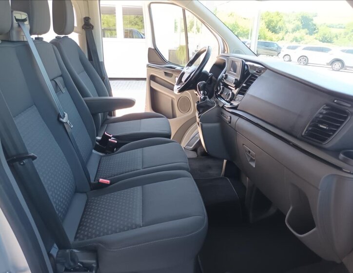 Ford Tourneo Custom VAN-Minibus 2,0 l 96 kw
