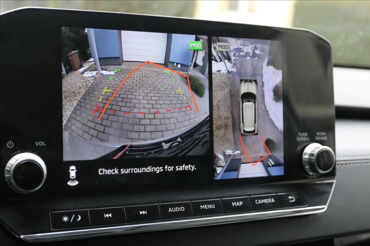 Mitsubishi Outlander SUV 2,4 l 162 kw