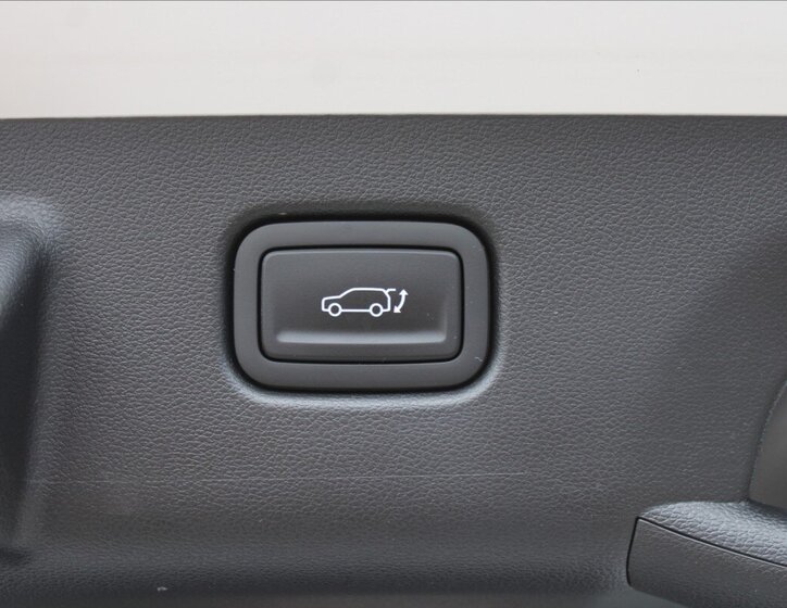 Hyundai Kona SUV / Terénní 1,6 l 145 kw