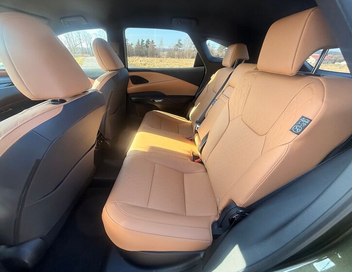 Lexus RX 450 SUV 2,5 l 136 kw