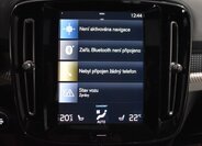 Volvo XC40 SUV / Terénní 2,0 l 145 kw