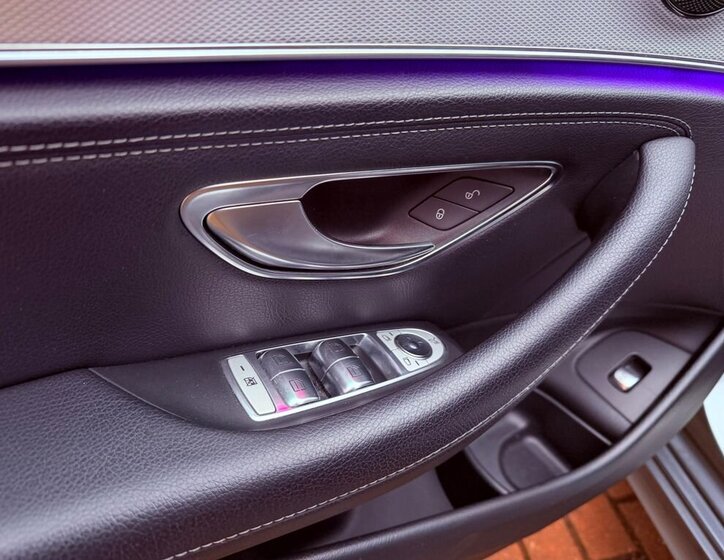 Mercedes-Benz Třídy E 13