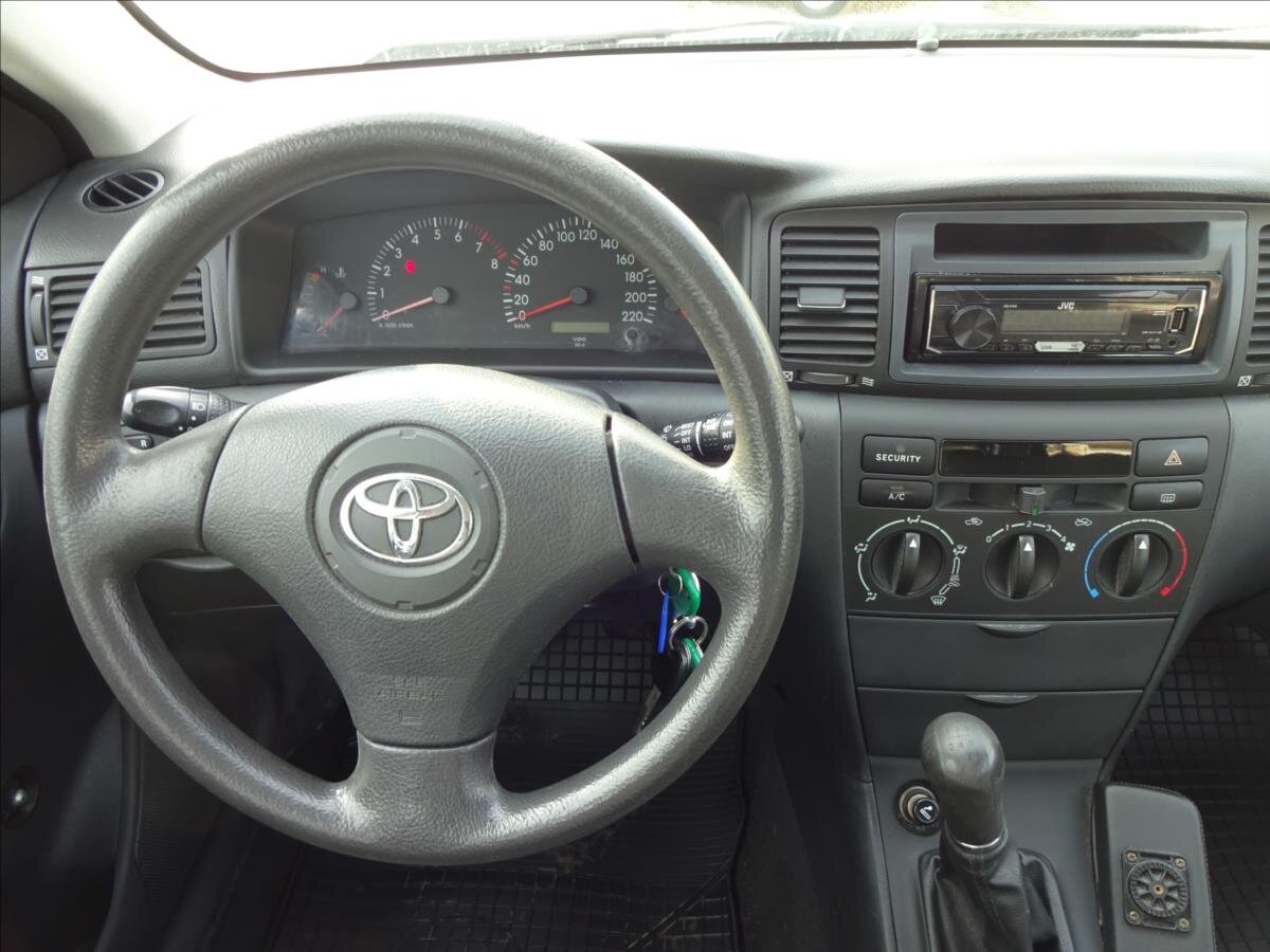 Toyota Corolla Hatchback 1,4 l 71 kw