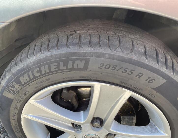 Mazda 6 Hatchback 2,0 l 105 kw