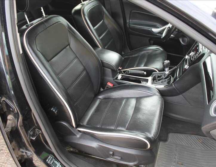 Ford Mondeo Kombi 2,0 l 103 kw