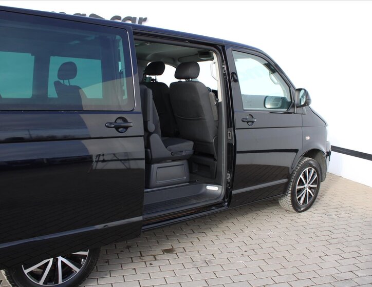 Volkswagen Multivan Kombi 2,0 l 103 kw