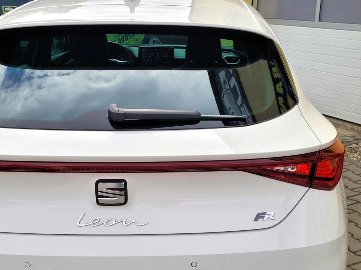 Seat Leon Hatchback 1,5 l 110 kw