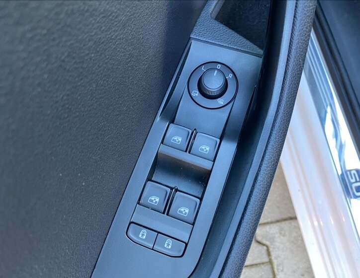 Škoda Superb Kombi 2,0 l 110 kw