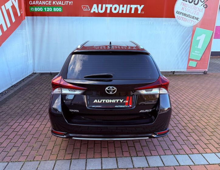 Toyota Auris 8
