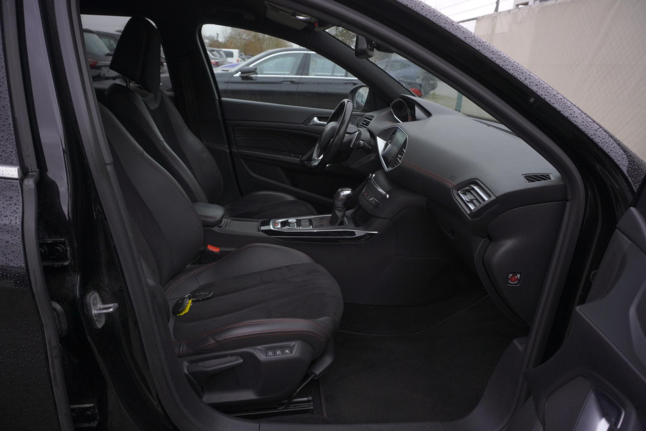 Peugeot 308 Kombi 2,0 l 133 kw