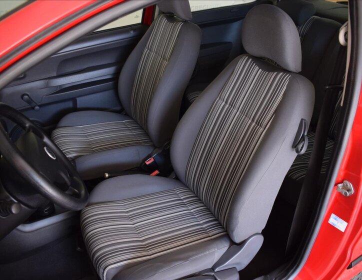 Volkswagen Fox Hatchback 1,2 l 40 kw