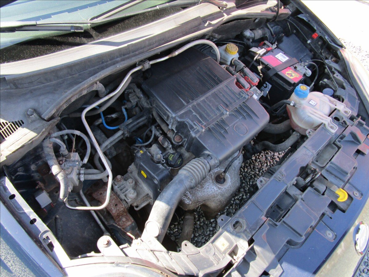 Fiat Punto Hatchback 1,4 l 57 kw