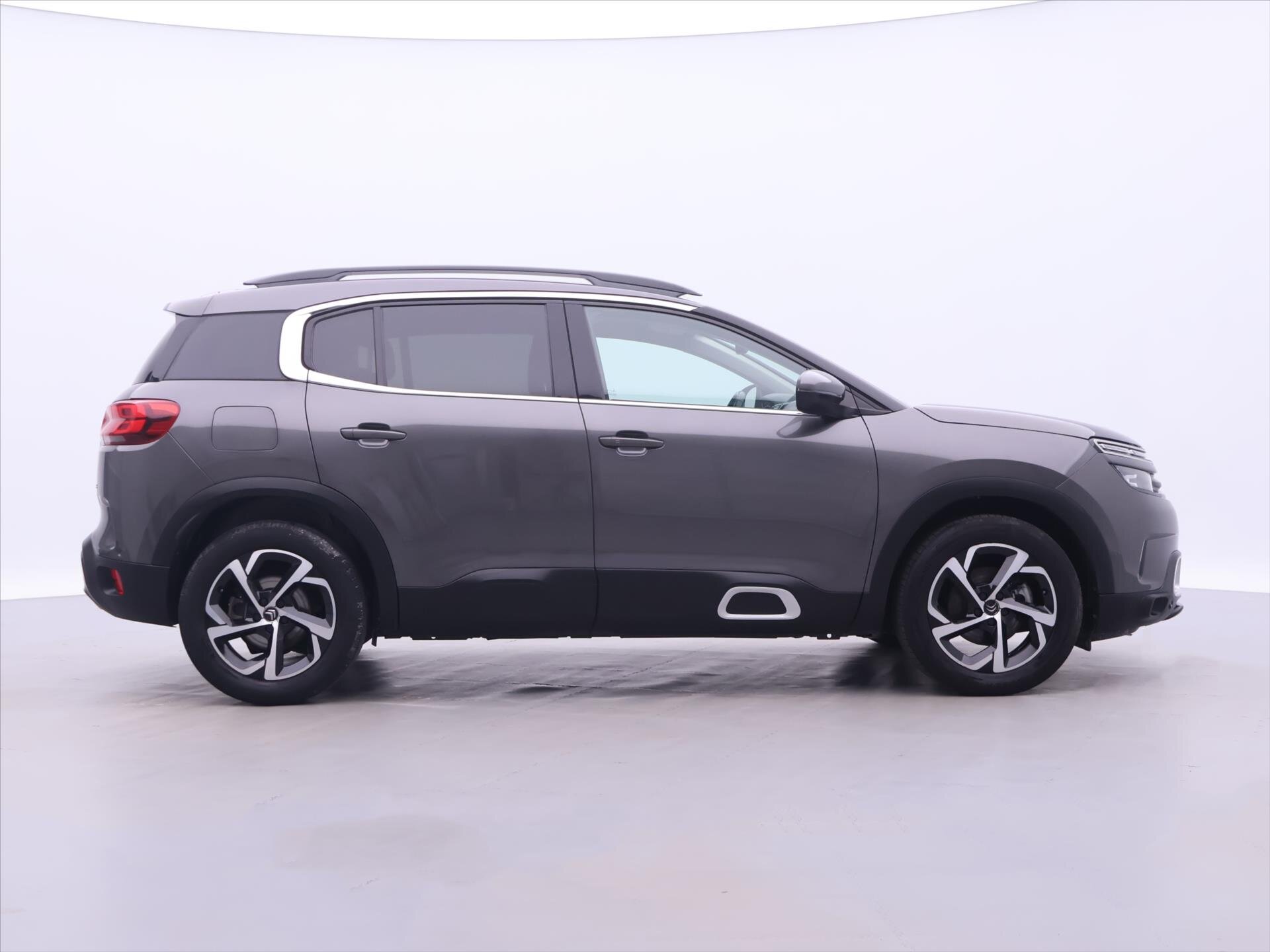 Citroën C5 Aircross SUV / Terénní 1,2 l 96 kw