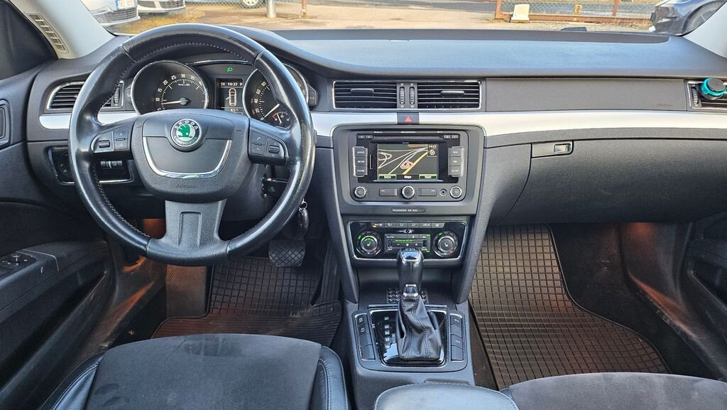 Škoda Superb