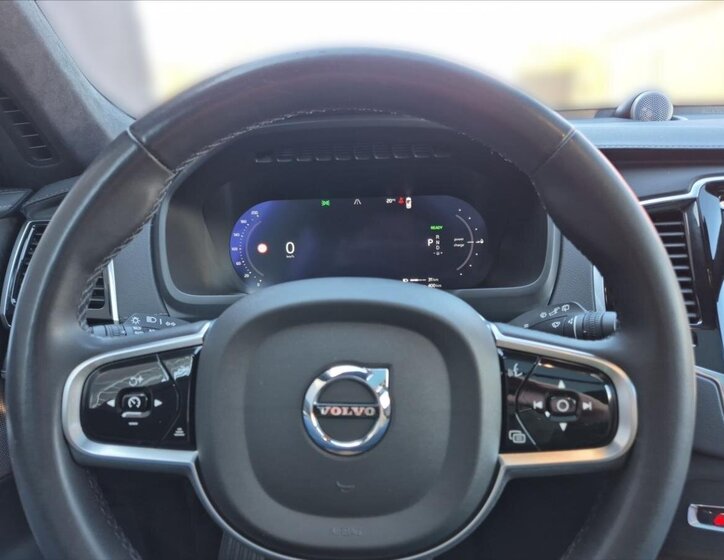 Volvo XC90 Ostatní 2,0 l 228 kw