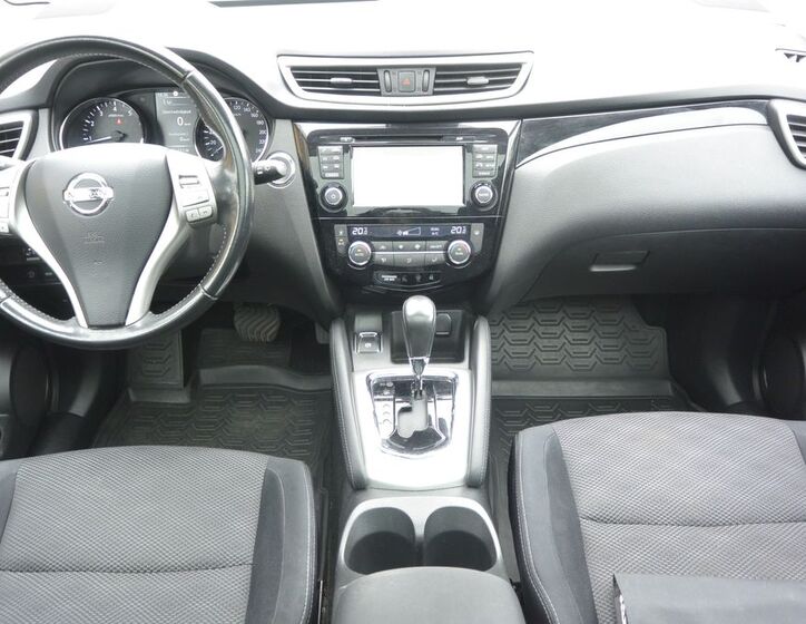 Nissan Qashqai 13