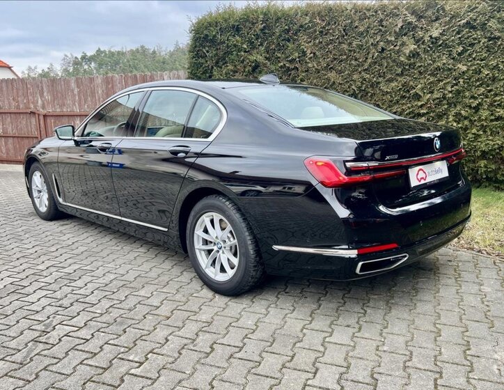 BMW Řada 7 Ostatní 3,0 l 210 kw