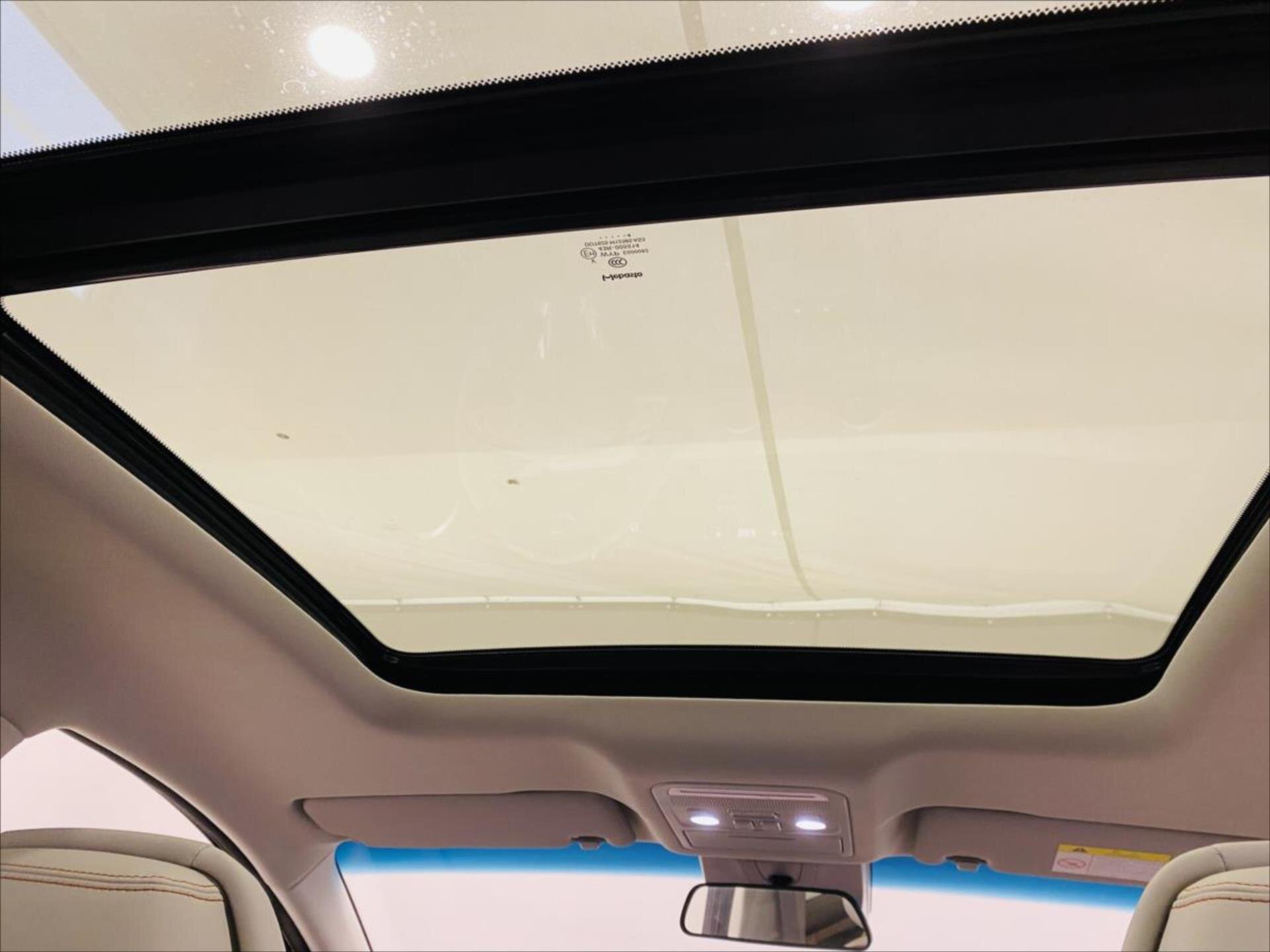 Dongfeng U-Tour Kombi 1,5 l 130 kw