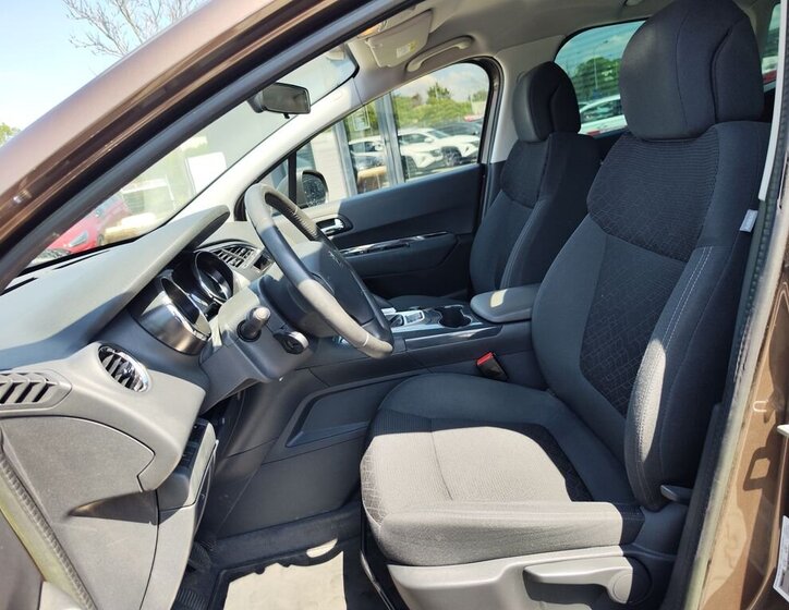 Peugeot 3008 Hatchback 1,6 l 88 kw