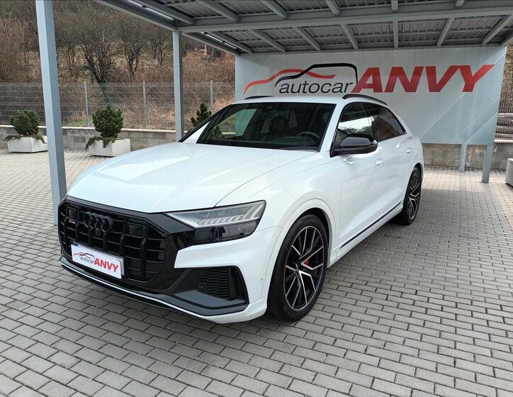 Audi SQ8 SUV / Terénní 4,0 l 320 kw