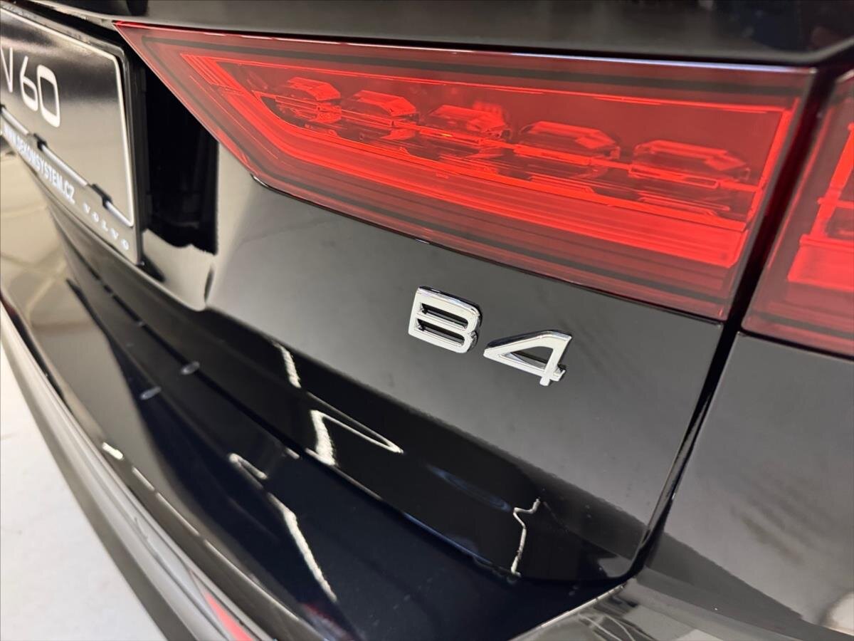 Volvo V60 Kombi 2,0 l 145 kw