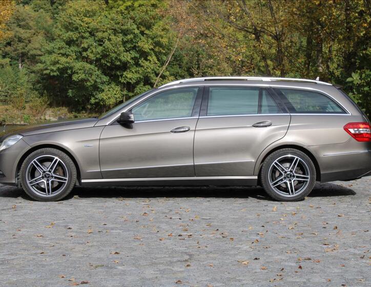 Mercedes-Benz Třídy E 6