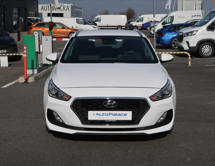 Hyundai i30 Kombi 1,4 l 73 kw