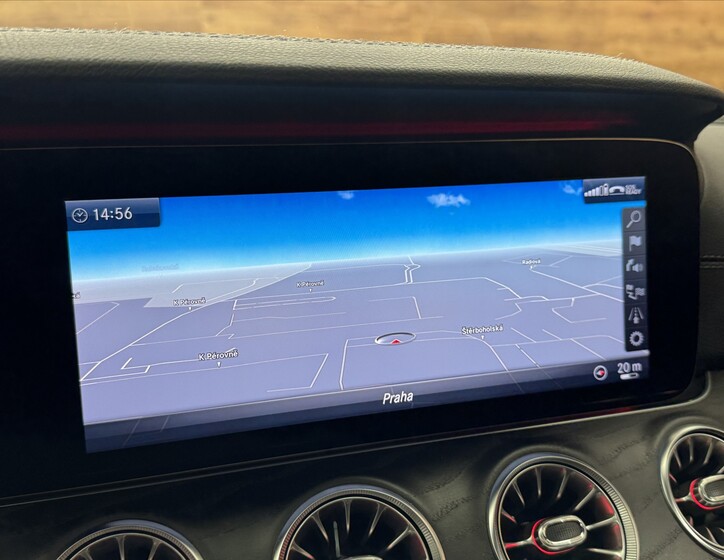 Mercedes-Benz Třídy E 15