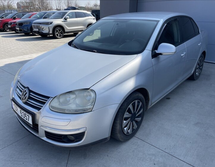 Volkswagen Jetta Sedan / Limuzína 1,9 l 77 kw