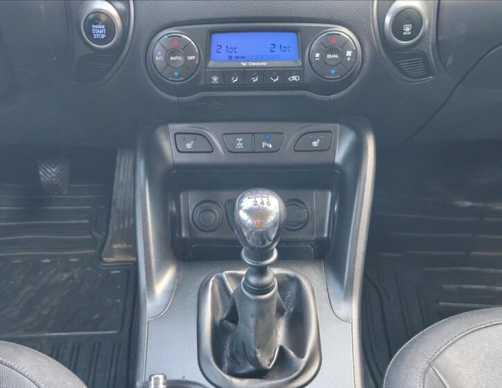 Hyundai ix35 SUV / Terénní 2,0 l 100 kw