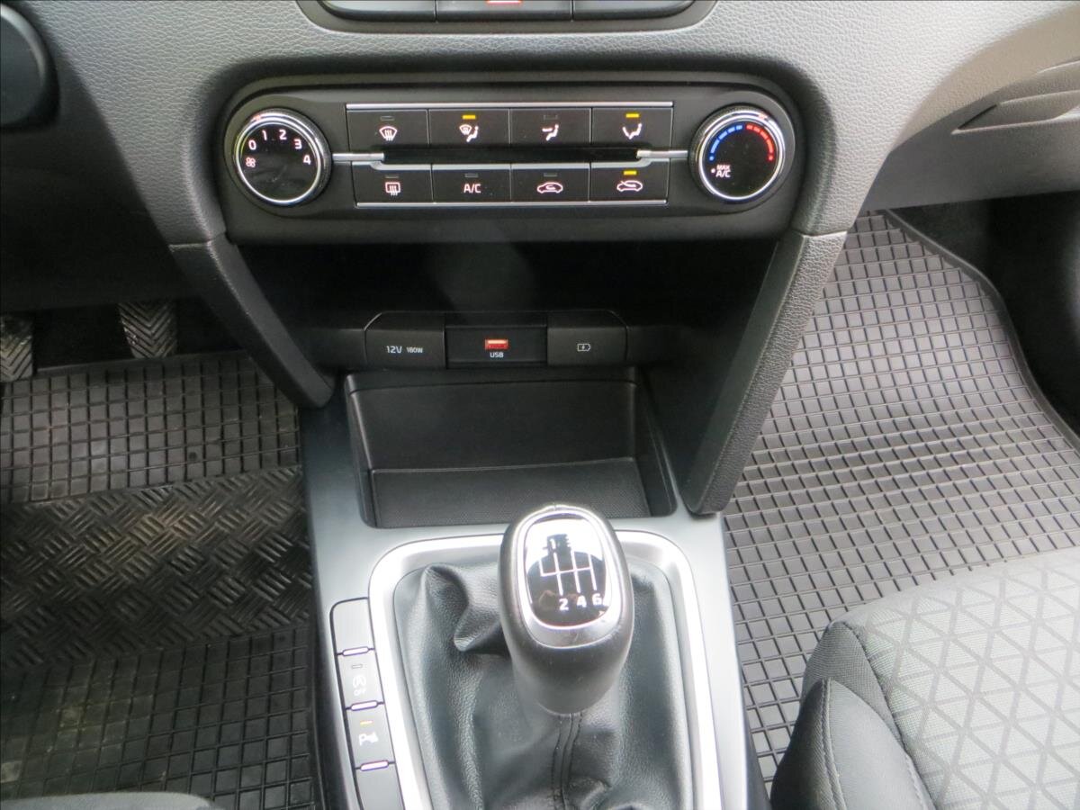 KIA Ceed Kombi 998,0 73 kw