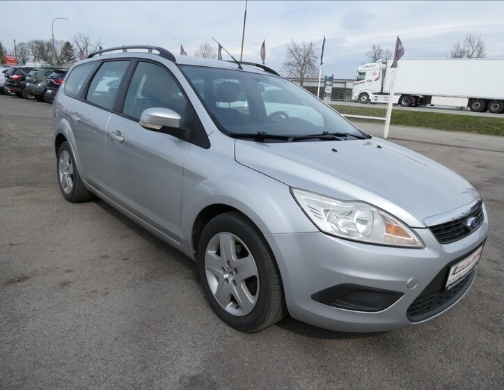 Ford Focus Kombi 1,6 l 74 kw