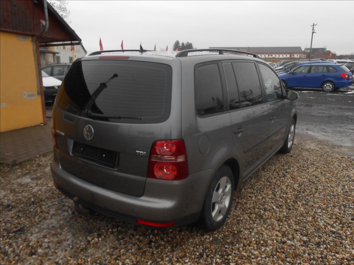 Volkswagen Touran MPV 1,9 l 66 kw