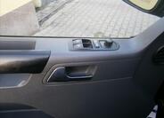 Volkswagen Multivan 13