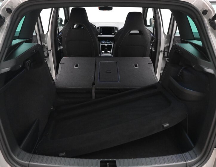 Škoda Karoq SUV / Terénní 1,5 l 110 kw