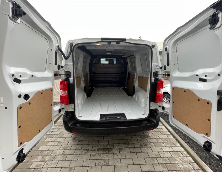 Toyota ProAce VAN-Minibus 2,0 l 106 kw