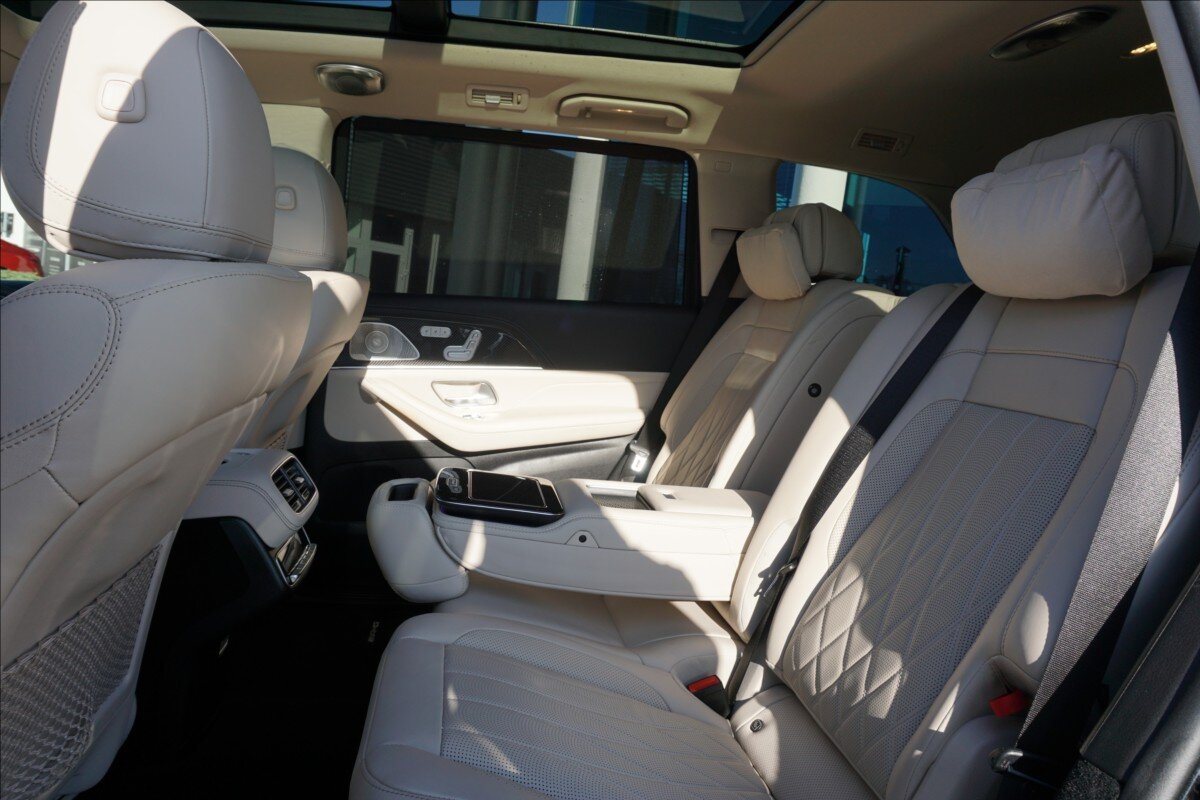 Mercedes-Benz GLS SUV / Terénní 4,0 l 450 kw